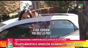 No pega una: Makintach se olvidó de poner el freno de mano y chocó su camioneta