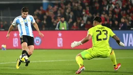 Con gol de Julián Álvarez y el regreso de Messi, Argentina venció a Chile por 1 a 0