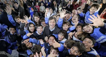 De cara a las elecciones, Kicillof advirtió: “En una boleta va a decir más obras y en la otra, cero”