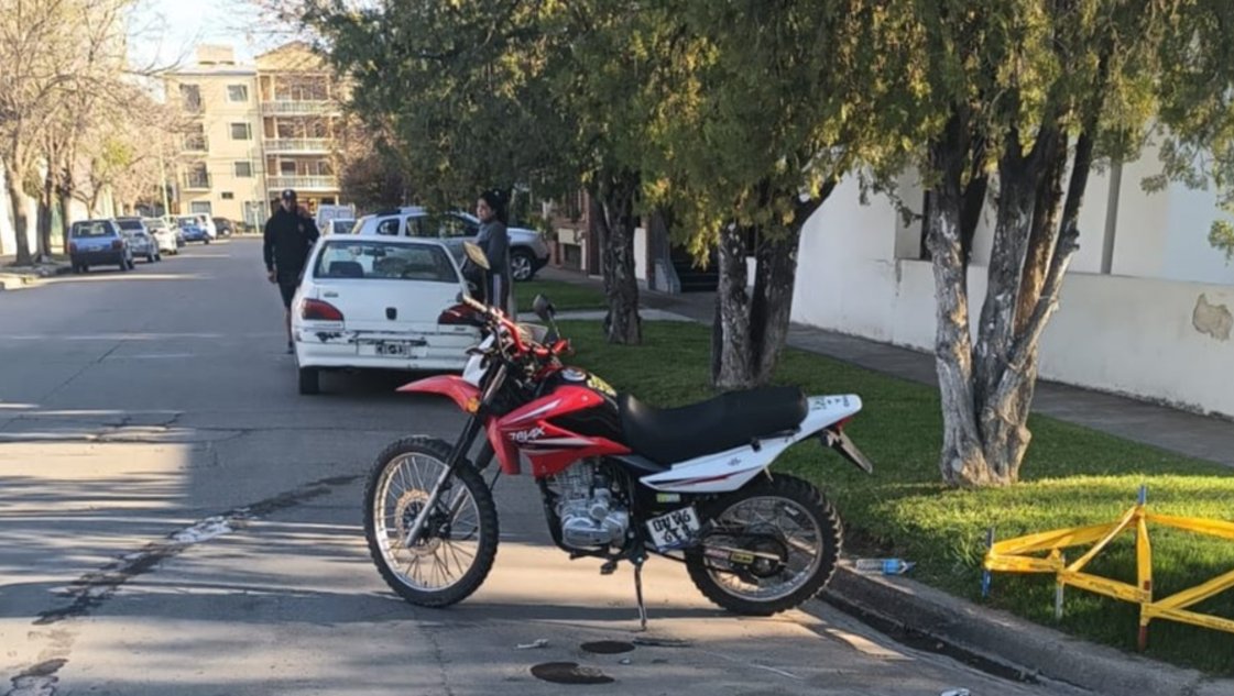 Un motociclista hospitalizado tras un choque en Alvarado y Humberto Primo