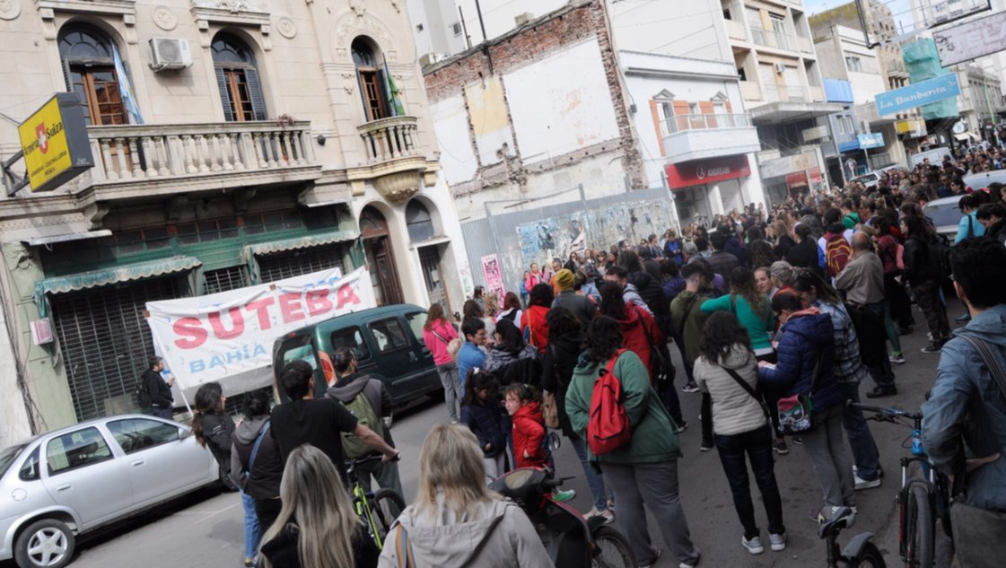 Miércoles sin clases: el Suteba bahiense realizará una nueva jornada de protesta