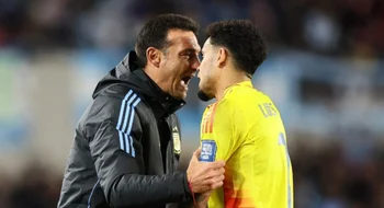 Scaloni, tras el empate ante Colombia: "Messi me pidió salir, por eso lo saqué"