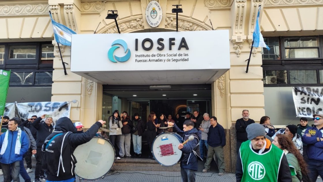 Movilización de la ATE en el IOSFA Central Movilización de la ATE en el IOSFA Central