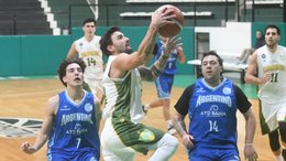 Comercial se siente cada vez más cómodo en el torneo y, también, jugando en Villa Mitre
