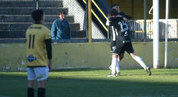 Apertura liguista: victoria de Liniers para sacar más ventaja