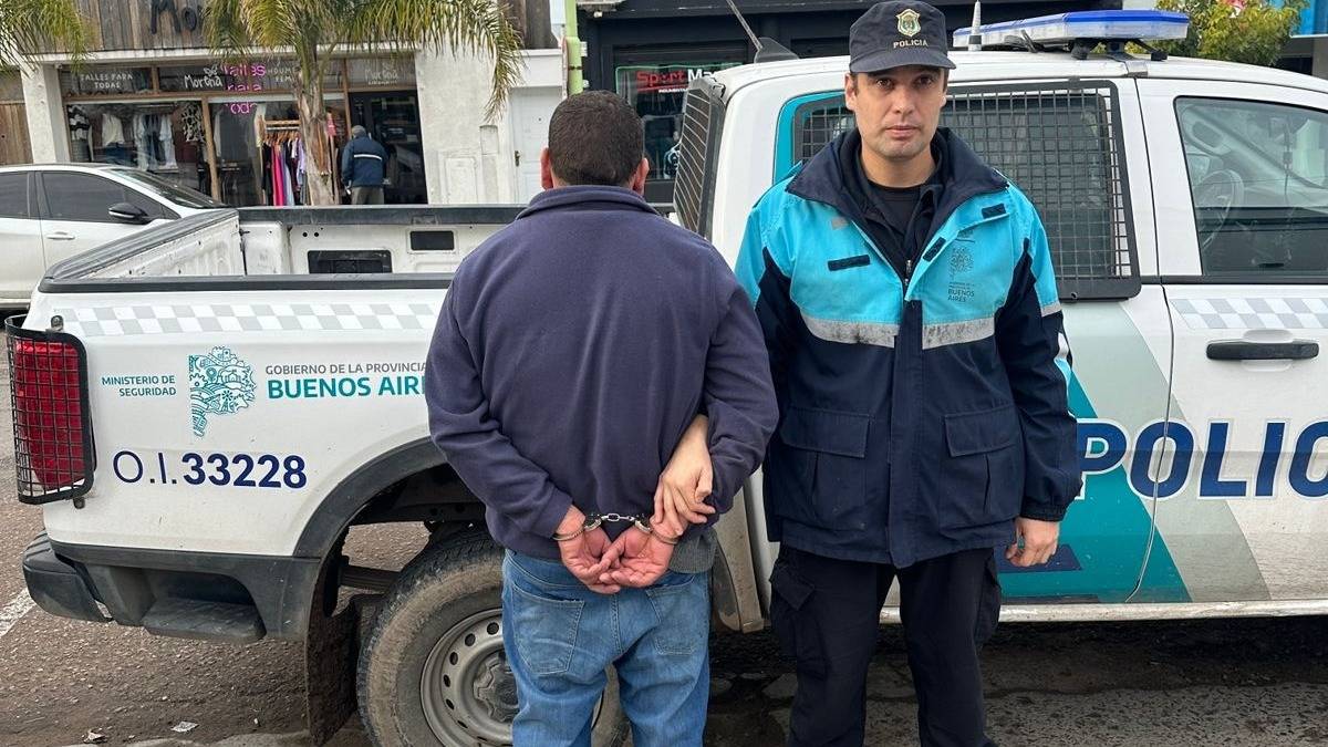 Cuento del tío: arrestaron a un hombre por robarle a un jubilado