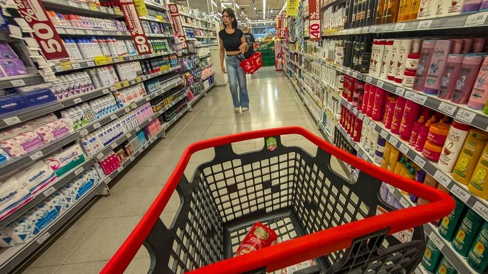 ¿Se desacelera la inflación? Estudios privados la sitúan en el orden del 2 %