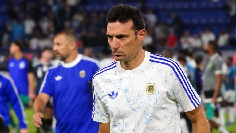 Los grandes ausentes en el primer 11 que paró Scaloni en el entrenamiento de la Selección