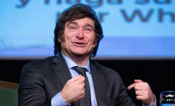 A través de las redes sociales, Javier Milei justificó la decisión de retirar el pliego de la jueza Michelli
