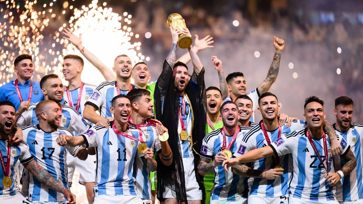 La política, al borde de entrar en “modo mundial”