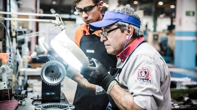 La industria, en alerta: cuatro de cada diez empresas reportaron caídas en la producción y en las ventas