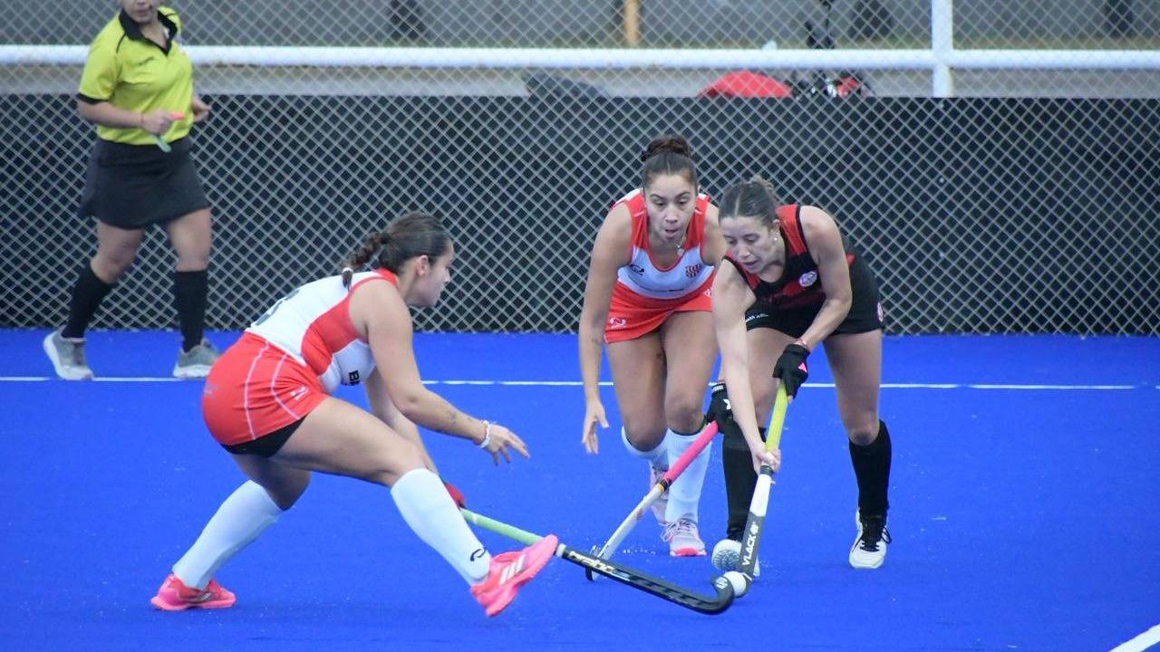 Con Aguzzi como figura, Universitario "A" venció a Monte y gritó campeón luego de 4 años