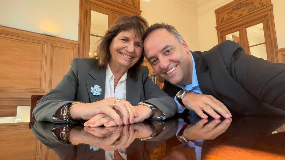 Bullrich criticó a Adorni tras la presentación de su declaración jurada: “Es una omisión ética”