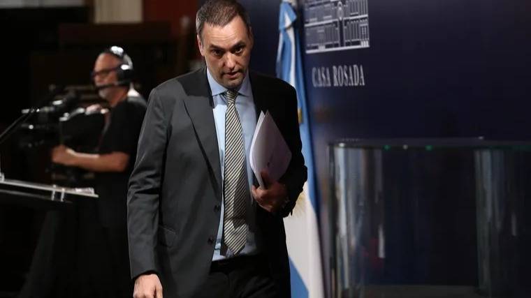 “Está judicialmente protegido”: la reacción de la Casa Rosada luego de las declaraciones de Adorni