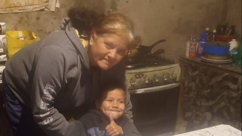 Patricia lucha por darles un presente y un futuro a sus nietos