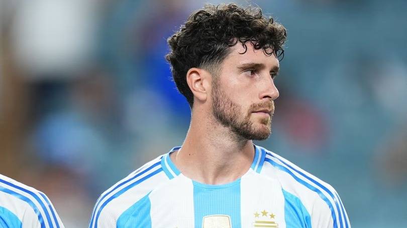 Finalmente Senesi irá al Mundial en lugar de Balerdi