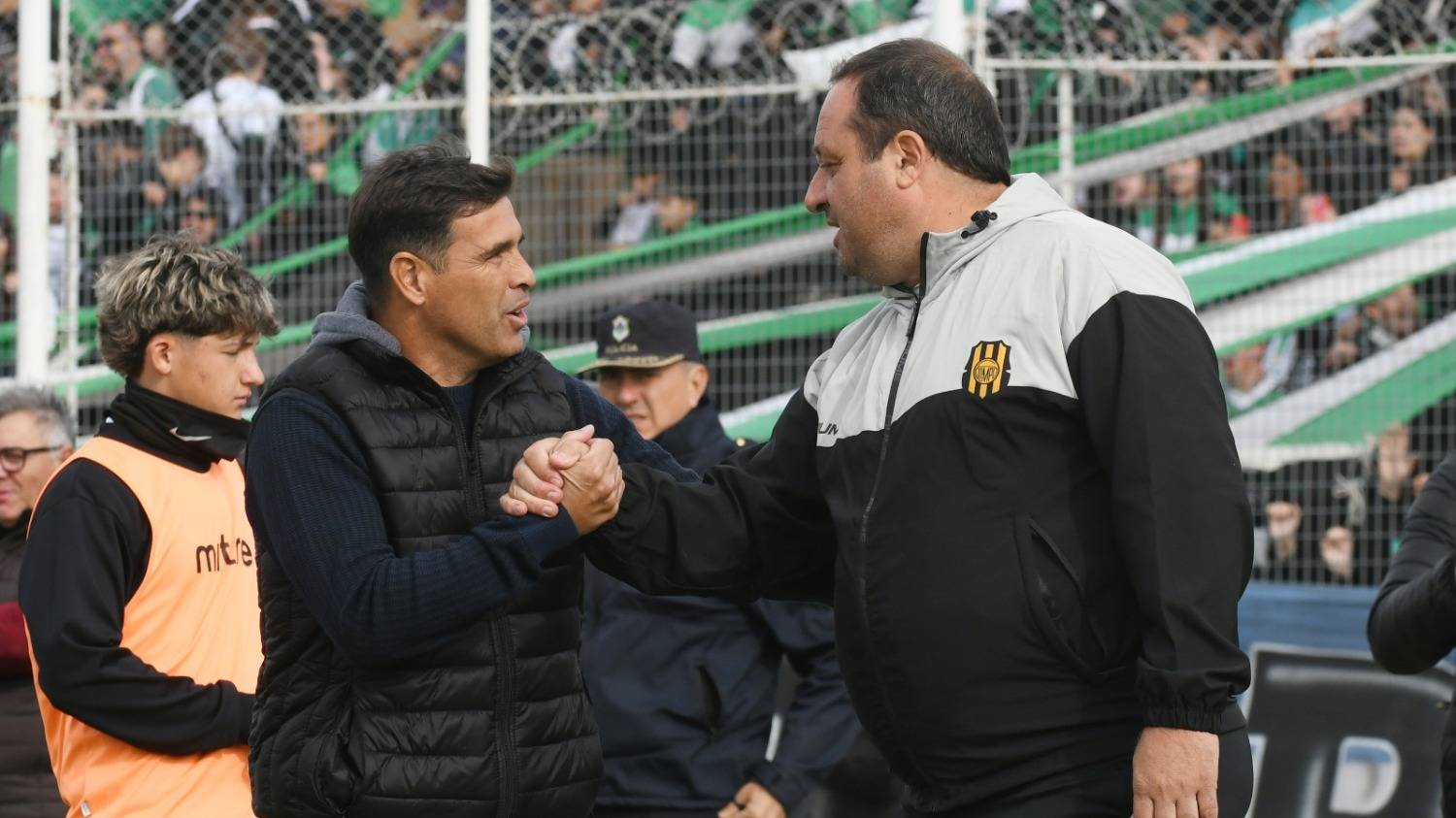 Villa Mitre juega un partido clave ante Germinal y Olimpo defiende la cima ante Sol de Mayo