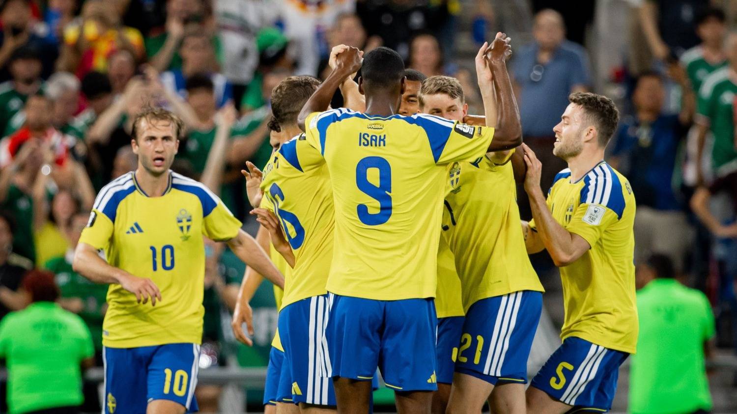 Suecia debutó con una contundente goleada ante Túnez por 5 a 1