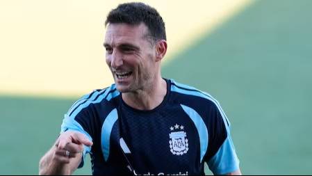 Cuál es la única incógnita que mantiene Scaloni para el debut de la Selección