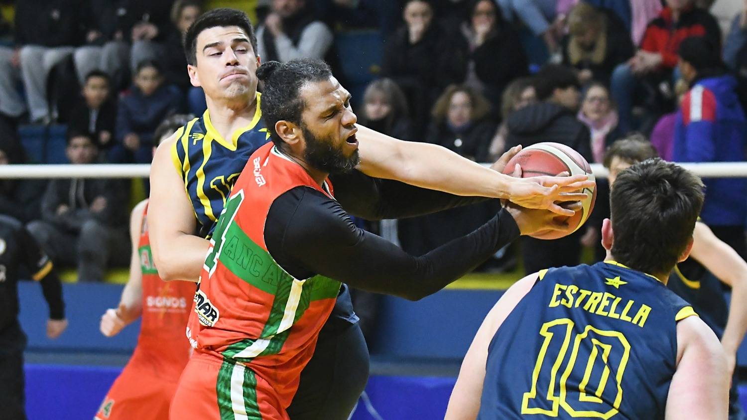 Estrella, Bahiense del Norte, Pueyrredón y Liniers se pusieron 1-0 en los cuartos de la LBB Oro
