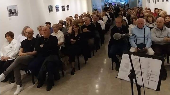 Tango y fútbol se dieron la mano en una emotiva velada del ciclo “Bahía Blanca No Olvida”