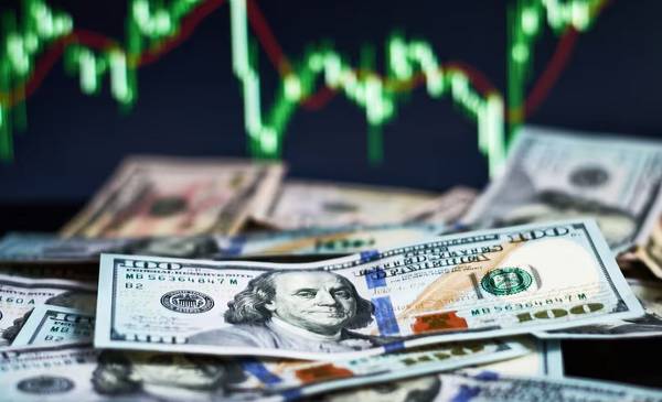 The official dollar went up again and is about $1,500, while the blue went back in Bahia