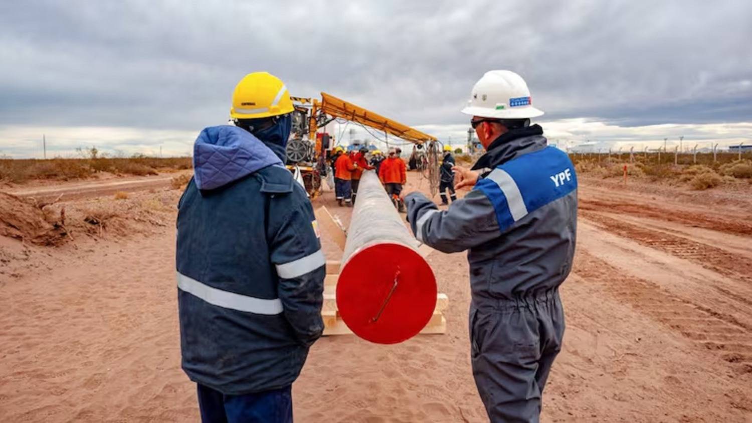 YPF construirá otro gasoducto para unir áreas clave de Vaca Muerta
