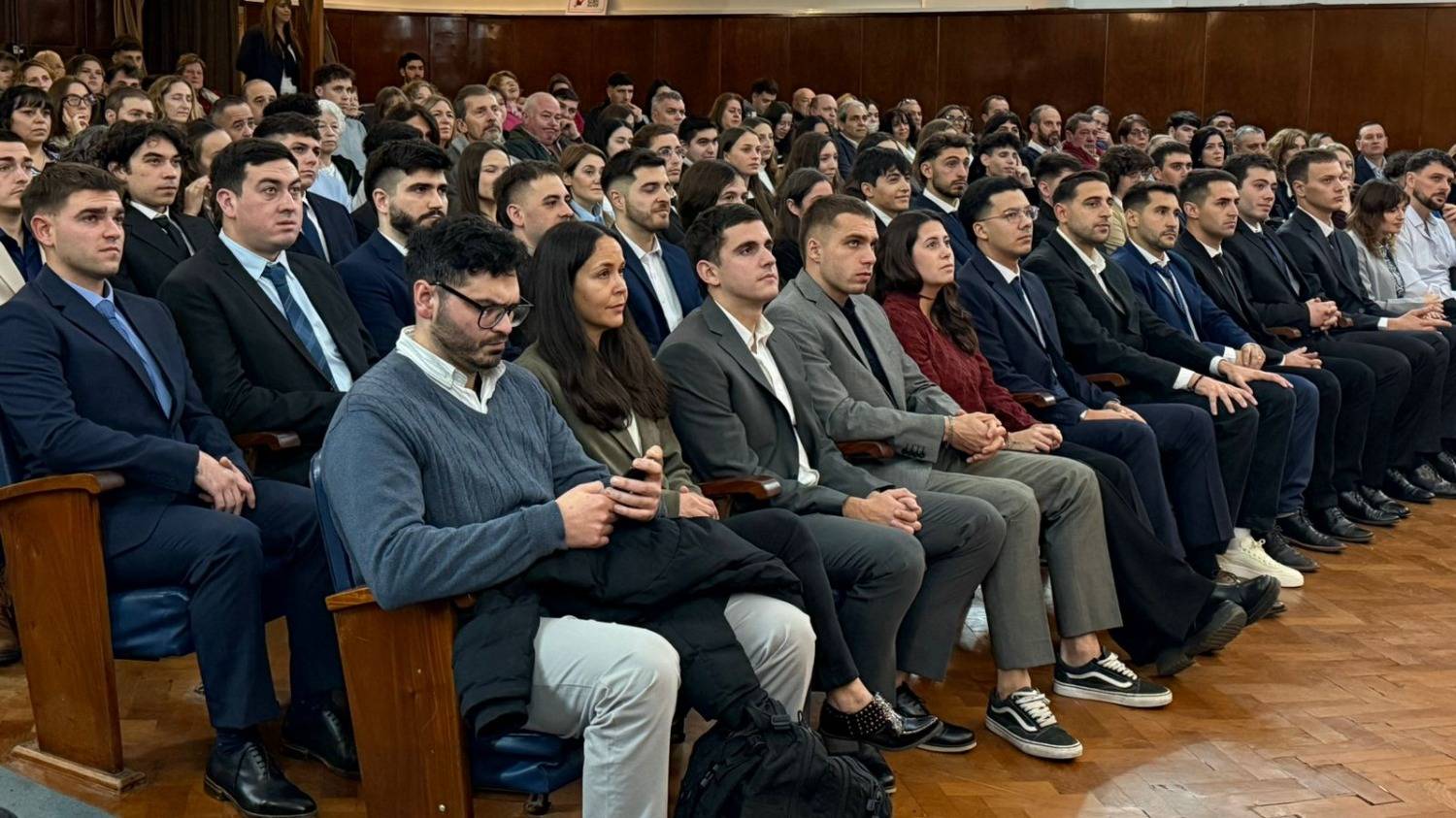Un Licenciado en Ciencias de la Computación, con el mejor promedio