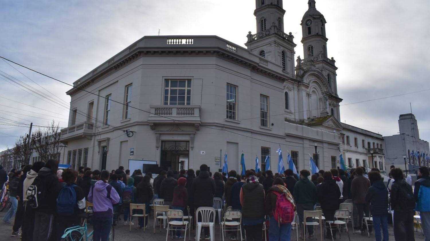 Patagones: una escuela ya le rinde homenaje a un nombre clave en su desarrollo