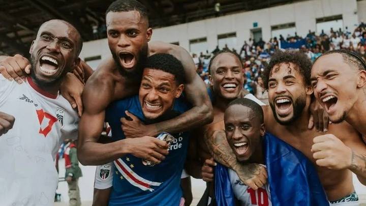 De "locos": la derrota de Uruguay dejó a Cabo Verde como rival de Argentina en 16avos de final