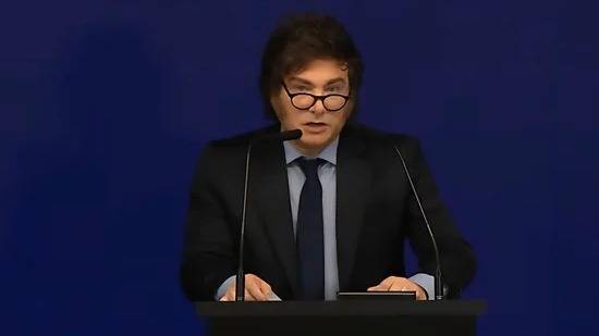 Milei llamó a América Latina a alinearse con Israel: "Si cae, luego vienen por todo Occidente"