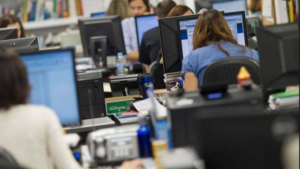 El Gobierno aumentó los salarios para algunos sectores de la administración pública