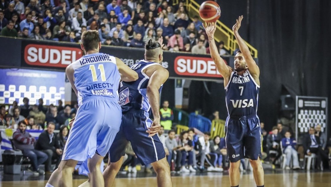 Eliminatorias: Argentina aplastó a Uruguay y finalizó primera en su grupo