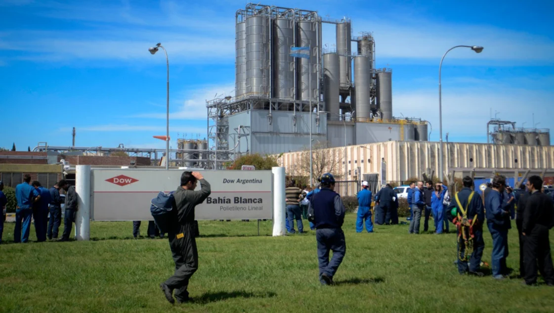 Denuncian que Dow contrata profesionales no matriculados Denuncian que Dow contrata profesionales no matriculados