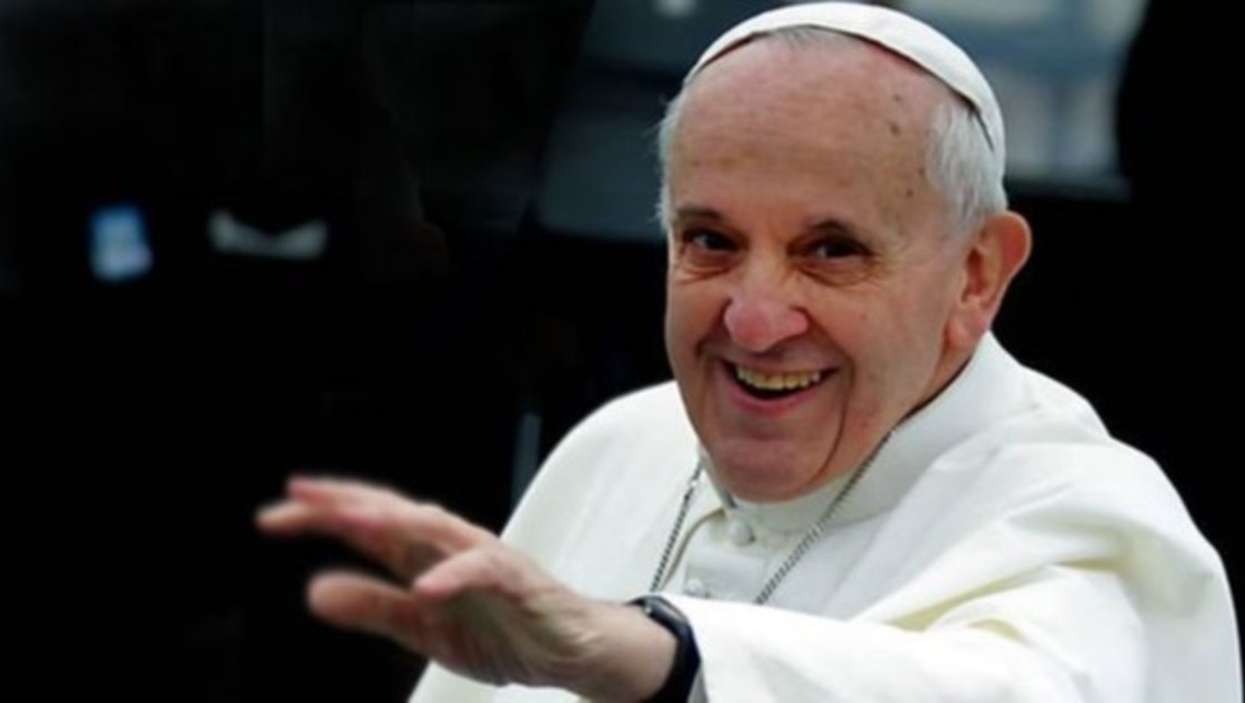 El Papa Francisco fue operado y evoluciona favorablemente
