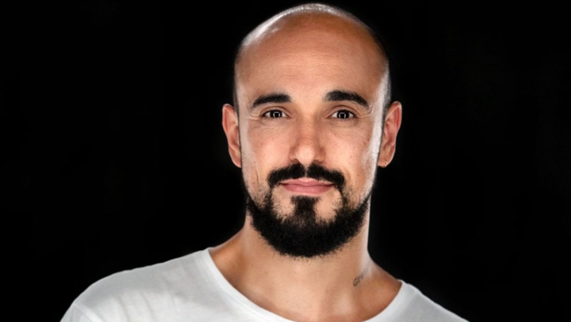 Abel Pintos, solidario, canta gratis para el Hospital Garrahan