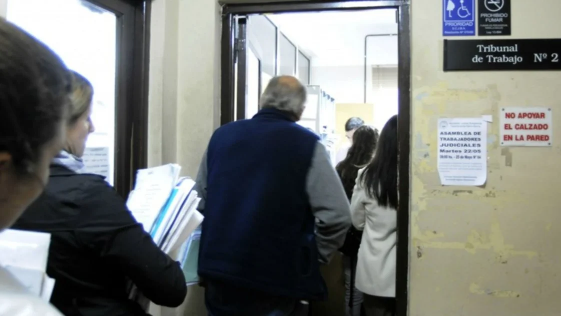 Condenaron a un empresario bahiense por maltrato laboral Condenaron a un empresario bahiense por maltrato laboral