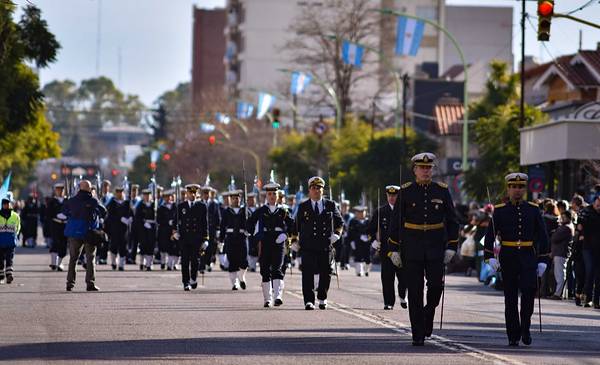 Cortes de calles y cambios de recorridos de micros por el desfile - La ...