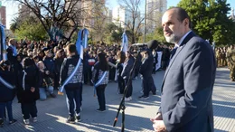 "Embanderemos Bahía": Susbielles invitó a los vecinos a sumarse al desfile del 9 de Julio