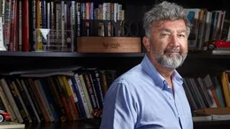 El gobierno echó a un asesor por criticar las medidas económicas