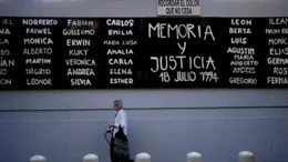 El Gobierno declaró al 18 de julio como Día de Duelo Nacional por el atentado a la AMIA