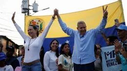 Elecciones en Venezuela: el candidato opositor se perfila para poner en jaque 25 años de chavismo