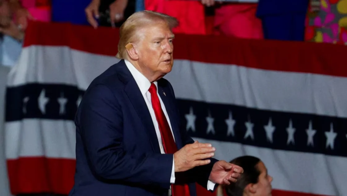 Trump acusó a Barack Obama y Nancy Pelosi de estar detrás de un golpe de Estado contra Biden Trump acusó a Barack Obama y Nancy Pelosi de estar detrás de un golpe de Estado contra Biden