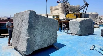 Recuperaron del mar los restos de las monumentales puertas del Faro de Alejandría