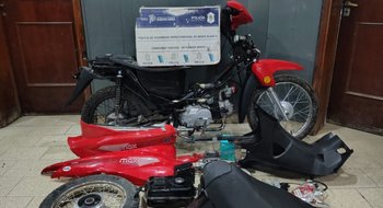 Ingeniero White: recuperaron una moto robada por menores