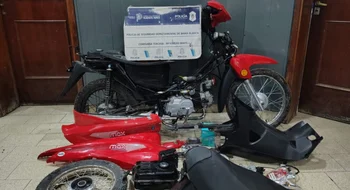 Ingeniero White: recuperaron una moto robada por menores
