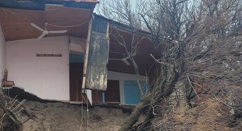 Así quedaron las casas de Monte Hermoso golpeadas por la última sudestada