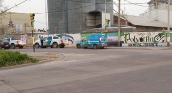 Chocó un patrullero y el policía que manejaba dio positivo de marihuana