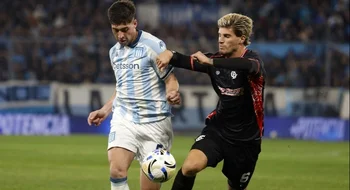 ¡Insólito! Barracas le ganó a Racing con un polémico penal después que "Maravilla" Martínez había convertido
