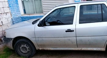 Encontraron en Punta Alta un auto robado en Río Negro